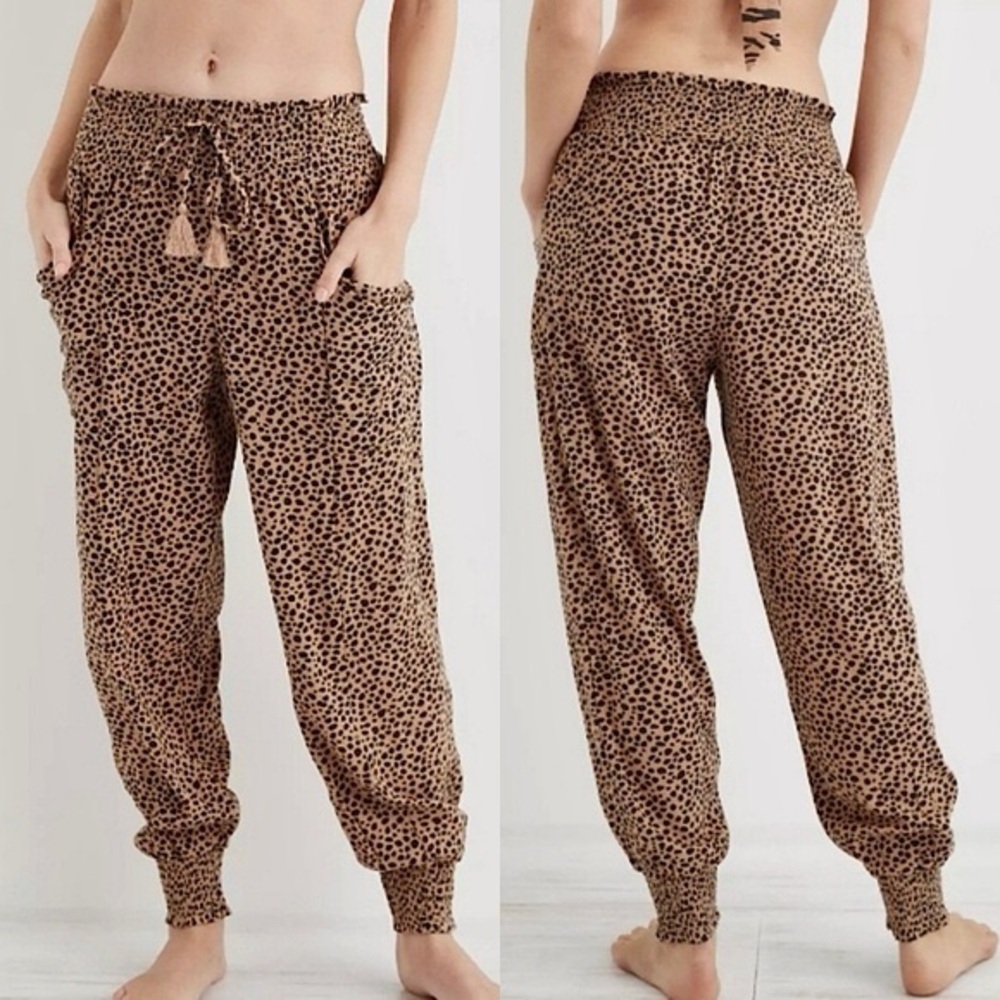 Aerie Brown Leopard Print Pants